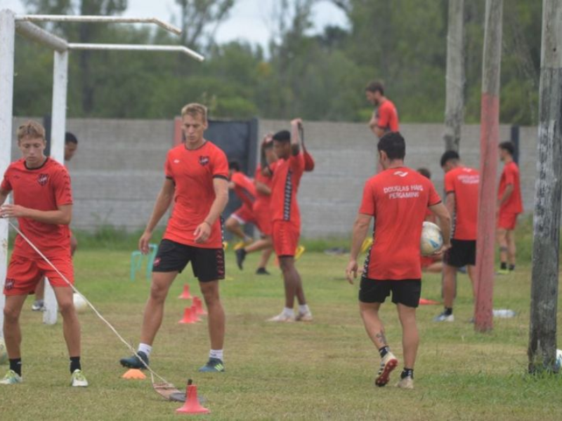 DOUGLAS TIENE FIXTURE Y FECHA PARA EL DEBUT