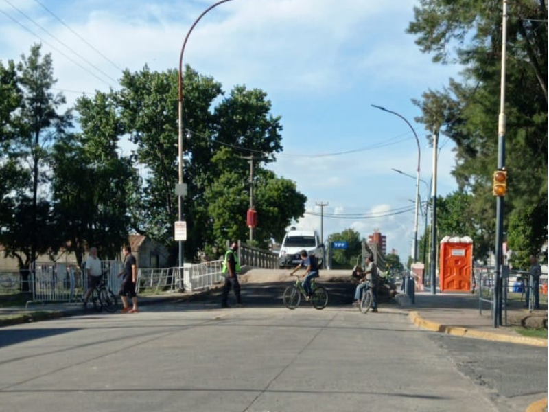 QUEDÓ HABILITADO EL TRÁNSITO EN EL PUENTE